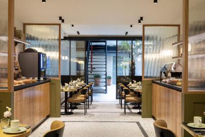 Hotel Brady