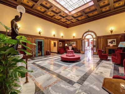 Grand Villa Politi