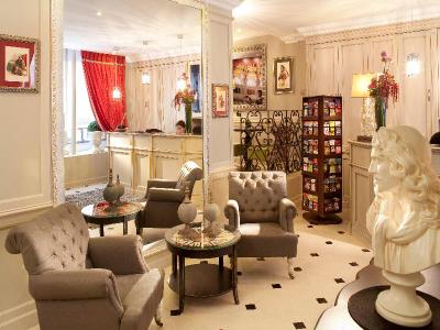 Hotel Des Comedies