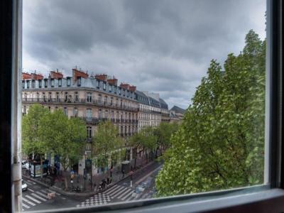 Cluny Square