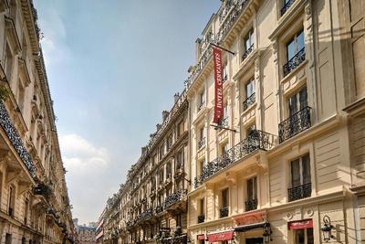Hotel Cervantes by HappyCulture
