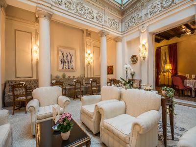 Hotel Corona d'Oro