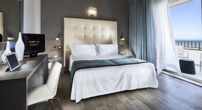 Yes Hotel Touring