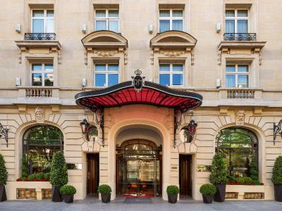 Le Royal Monceau Raffles Paris