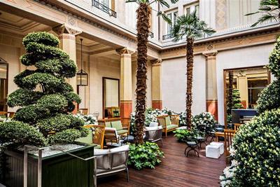 Prince De Galles, A Luxury Collection Hotel