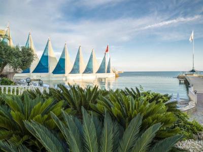Asrin Beach Hotel