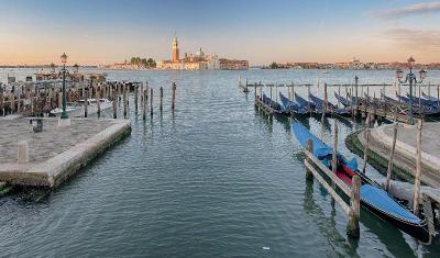 NH Venezia Santa Lucia