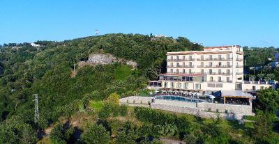 Grand Hotel Due Golfi
