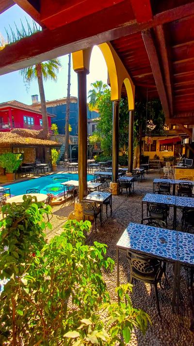 Alp Pasa Hotel