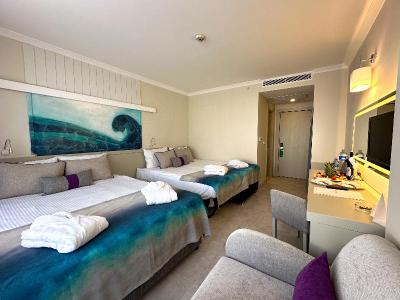 Catamaran Resort Hotel