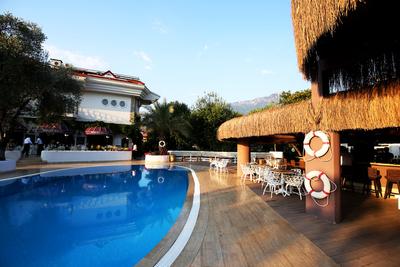 The Pine Hill Hotel & Suites