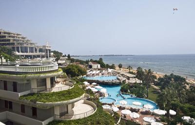 Sunrise Queen Resort & Spa