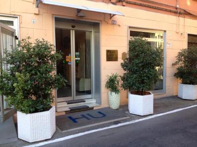 Hotel University
