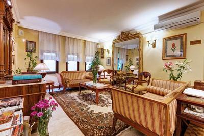 Arena Hotel