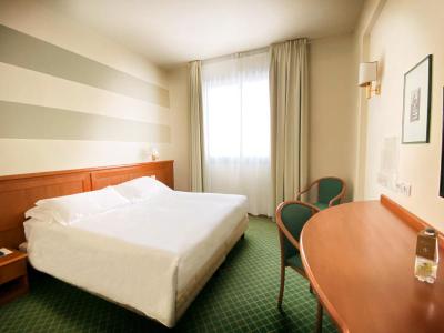 Phi Hotel Emilia
