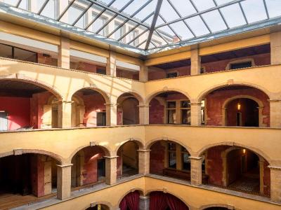 Cour des Loges Lyon, a Radisson Collection Hotel