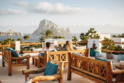 Petunia Ibiza - Adults Only