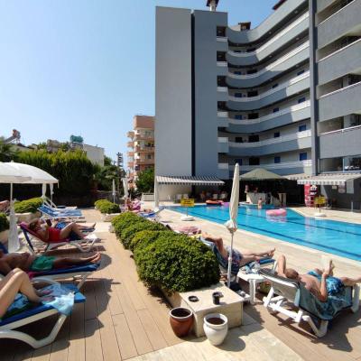 Happy Apart Hotel
