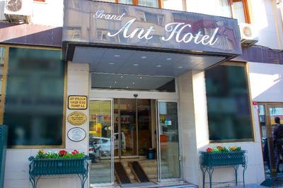 Grand Ant Hotel
