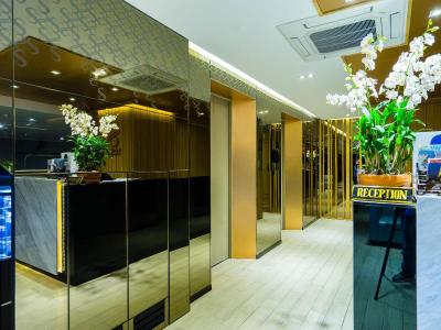 Samran Place
