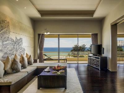 Pullman Phuket Karon Beach Resort