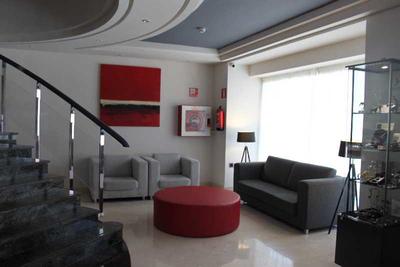 Dwo Urban Granada
