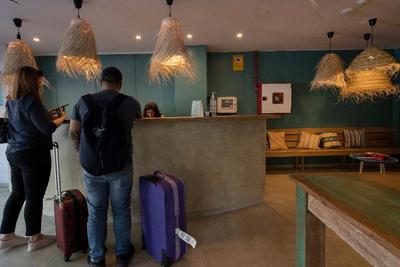 Yomo Hostal Bcn Port