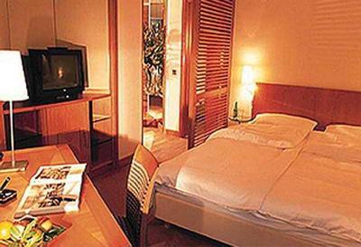 TOP City Line Hotel Eggers