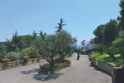 Nastro Azzurro Resort