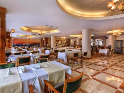 Taksim Metropark Hotel