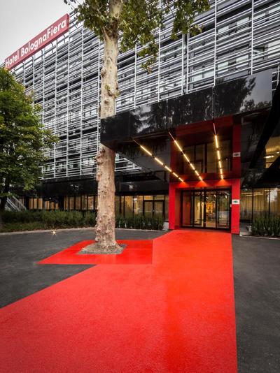 UNA HOTELS Bologna Fiera
