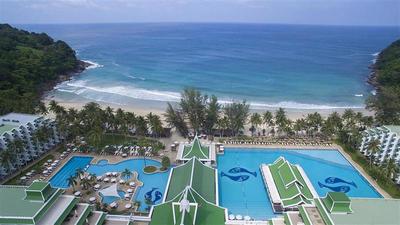 Le Meridien Phuket Beach Resort