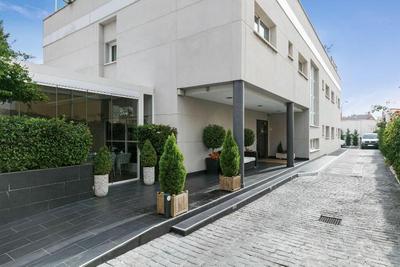Globales Acis & Galatea Hotel