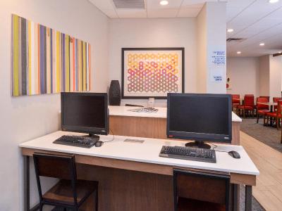 Holiday Inn Express Indianapolis Dtn-Conv Ctr Area