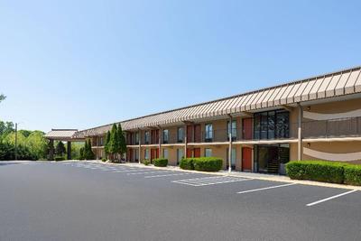 Baymont by Wyndham Knoxville I-75