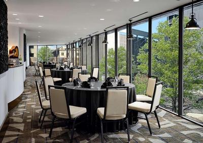 DoubleTree by Hilton Nashville Downtown