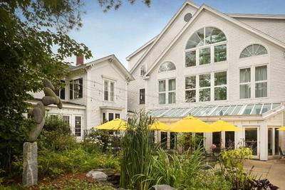 Harraseeket Inn 