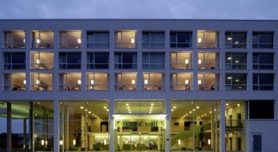 Atlantic Hotel an der Galopprennbahn