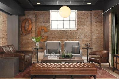 Q & C Hotel Bar, Autograph Collection