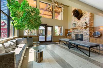 Best Western Plus Clock Tower Inn