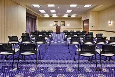 Sheraton Grand Rapids Airport Hotel