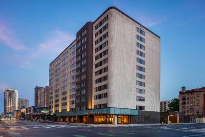 DoubleTree Suites by Hilton Minneapolis Downtown