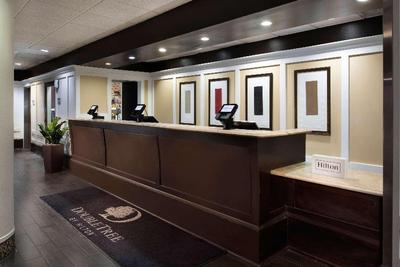 Doubletree Hotel Memphis Downtown