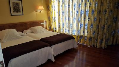 Leon Hotel Spa Paris
