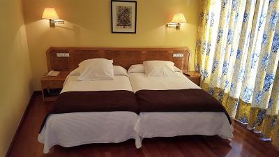 Leon Hotel Spa Paris