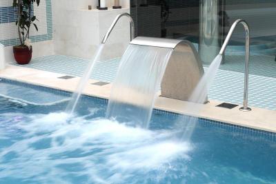 Leon Hotel Spa Paris