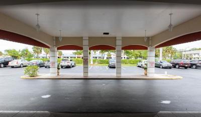 Gulfcoast Inn Naples