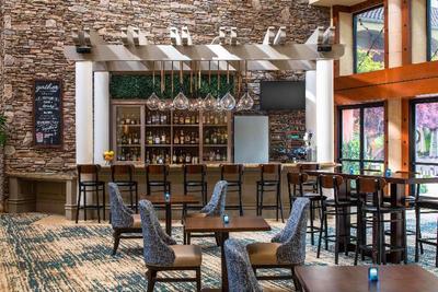 Doubletree by Hilton Sonoma Wine Country