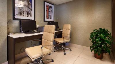 Best Western O'Hare North/Elk Grove Hotel