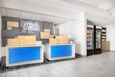Holiday Inn Express Las Vegas 